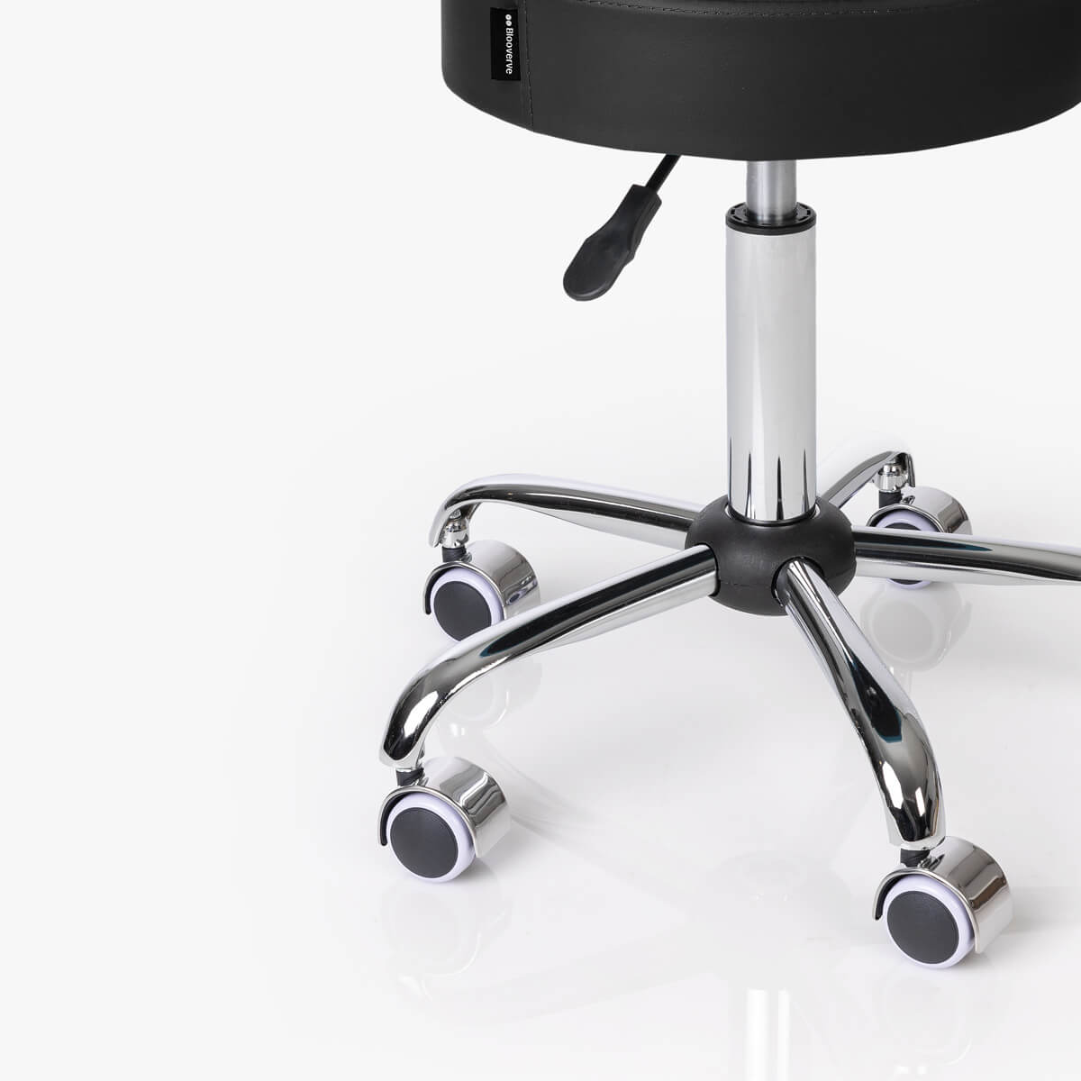 Banco Giratório com Rodas Cromado para Estética - Ize Flow